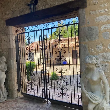 De Claire Fontaine Avec Vue Sur 度假居 *